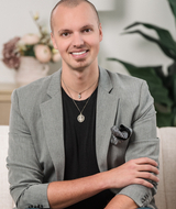 Book an Appointment with Zakary Zarichney-RCC at Currents Clinical Counselling - Salmon Arm