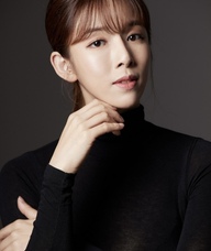 Book an Appointment with Hazel(Hwajin) Jang for 1 : 1 Pilates