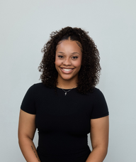 Book an Appointment with Reesa Barrett for Athletic Therapy