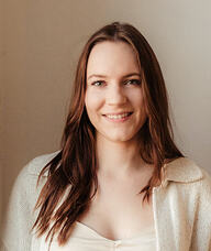 Book an Appointment with Rachel Wakaluk for Social Work