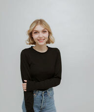 Book an Appointment with Aliya Marsh for Professional Makeup Application